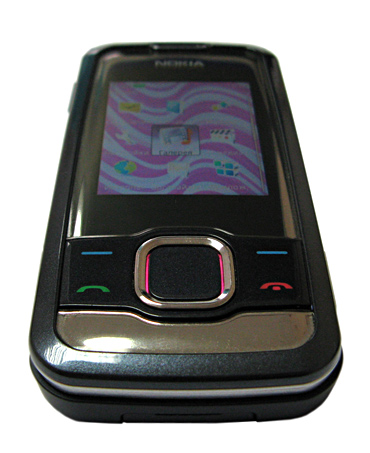 ����� ���������� �������� Nokia 7610 Supernova