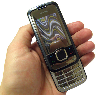 ����� ���������� �������� Nokia 7610 Supernova