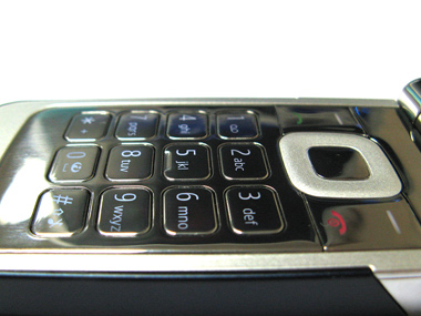 ����� ���������� �������� Nokia 7510 Supernova