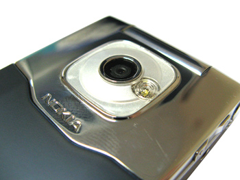 ����� ���������� �������� Nokia 7510 Supernova