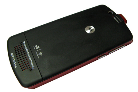 ����� ���������� �������� Motorola ROKR EM30