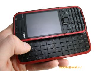 ����� ��������� Nokia 5730. ������ XpressMusic � QWERTY