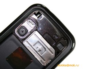 ����� ��������� Nokia 5730. ������ XpressMusic � QWERTY