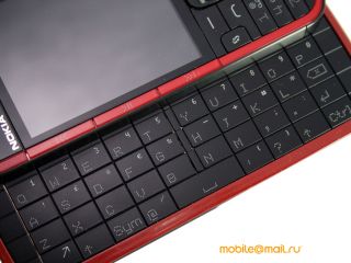����� ��������� Nokia 5730. ������ XpressMusic � QWERTY