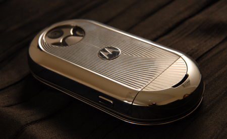 Motorola Aura: ������� � ����� ����