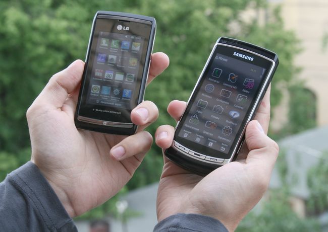 ����-��������� 8 �� ����� Samsung I8910 HD � LG GC900 Viewty Smart