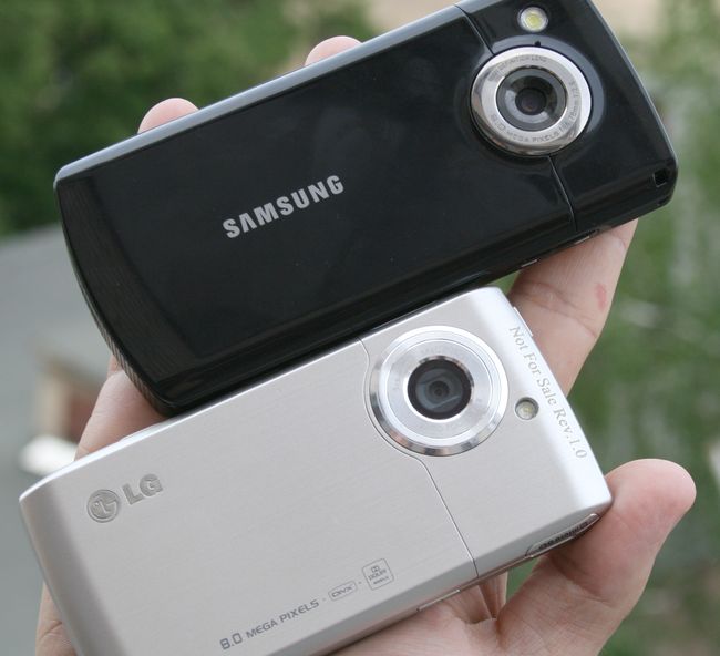 ����-��������� 8 �� ����� Samsung I8910 HD � LG GC900 Viewty Smart