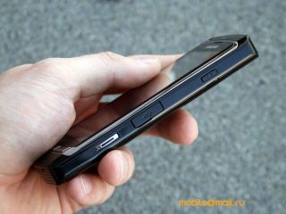 ����� Samsung I8910 HD. ����� ������ Symbian-��������