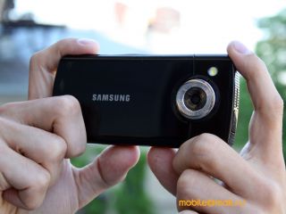 ����� Samsung I8910 HD. ����� ������ Symbian-��������