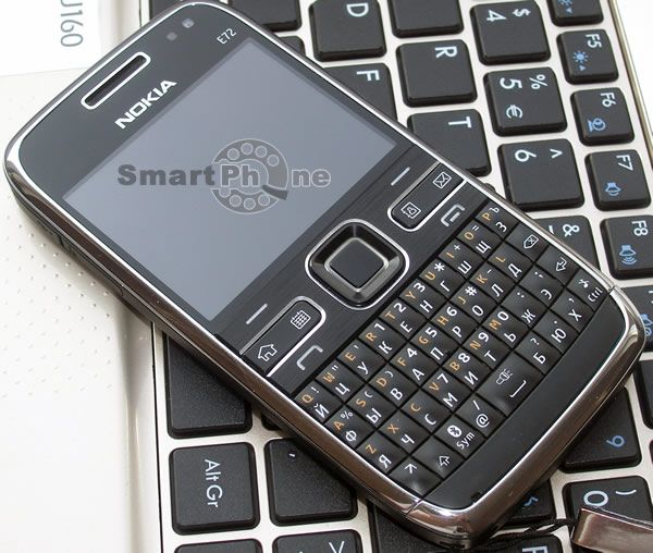 Nokia E72