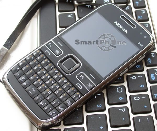 Nokia E72 ��������