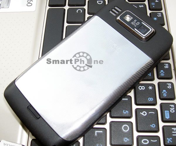 Nokia E72