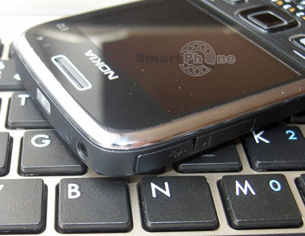Nokia E72