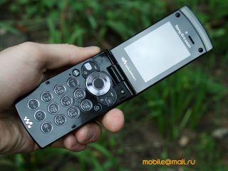 Sony Ericsson W980i