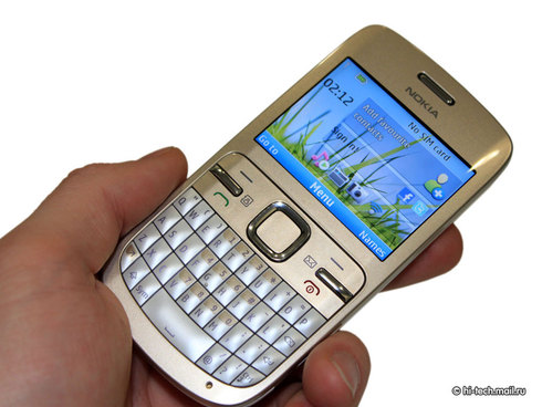 Nokia C3: ����� ��������� QWERTY-������������ �� Nokia 