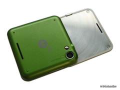 Motorola Flipout (MB511): ����� ��������� Android