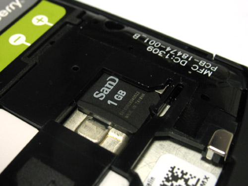 ����� BlackBerry Curve 8900