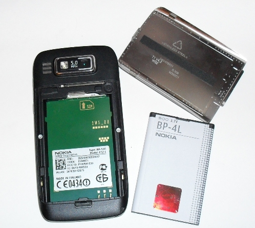 ����� Nokia E72