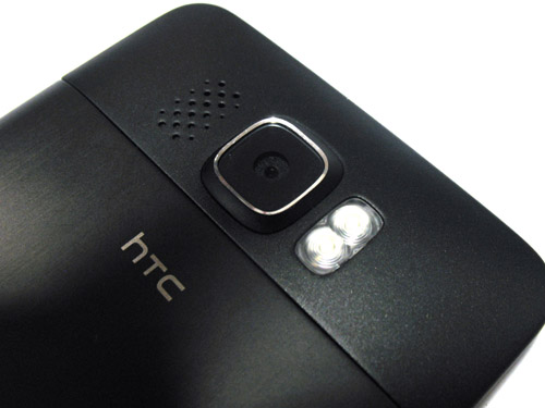 ����� ������������� HTC HD2></p>
<p>��������� ������ ������ �� �������������, ������� ���������
��������� ����� ����� ������� ����, ���� � ������� ����� � ����� ��
������� �����. ��������� ������ ����������� ���������� ������ �������
HTC. ��������� ��������� ��������� ������ ����������: ������
����������� ���������� ���������� � �������������� ������. �����
��������� ������ �� ������ ������, � ��� ������������� ������������� ��
���. �������� ��� ������� ���������� ������, �� ����������� ������
�������� ����������. ������� ���������� ����� ����������� �����
�������� � ������ ����� �� ������. ����� Touch Focus ����� ���������, �
���� ������ ����������� ����� ����������� �� ����������� �����. </p>
<p align=