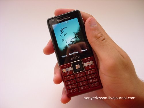 ����� Sony Ericsson Naite (J105)