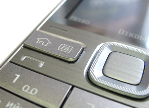 ����� ��������� Nokia E52