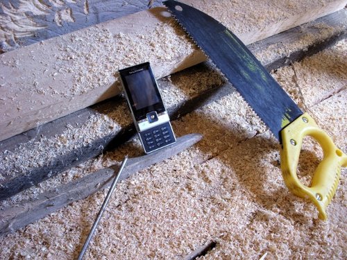 ����� Sony Ericsson T715