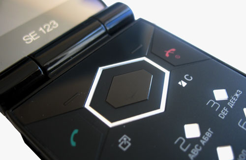 ����� Sony Ericsson Jalou