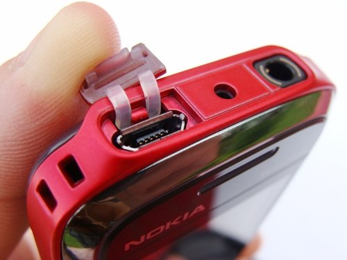 ����� Nokia 5130 XpressMusic � ������ � �����