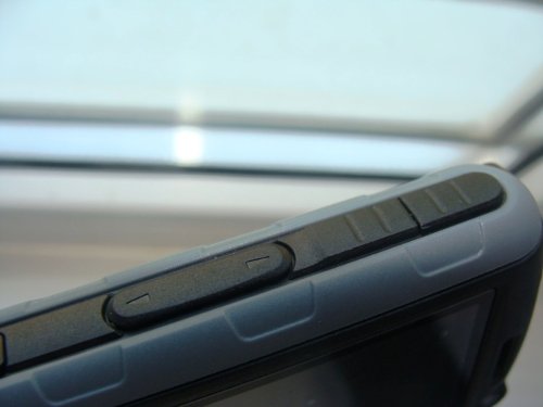 ����� ���������� �������� Samsung B2700 � "���������" ��� ���?