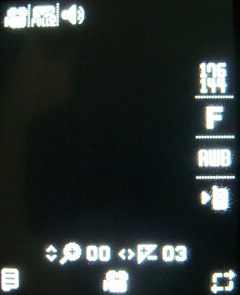 ����� ���������� �������� Samsung B2700 � "���������" ��� ���?