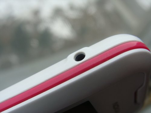 Nokia 7210 Supernova � ����� ��������� �������