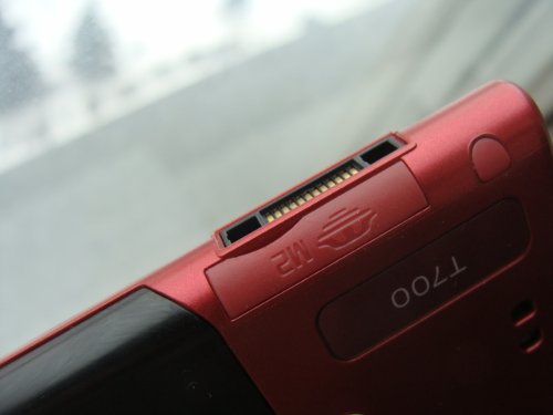 Sony Ericsson T700 � ����-��������!