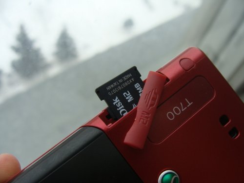 Sony Ericsson T700 � ����-��������!