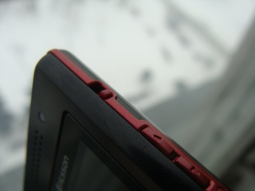 Sony Ericsson T700 � ����-��������!