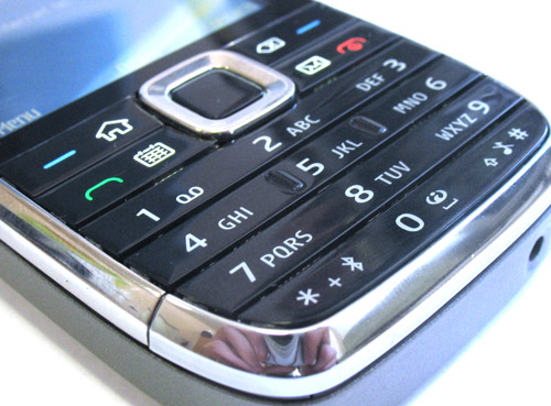 ����� �������� �������� Nokia E75
