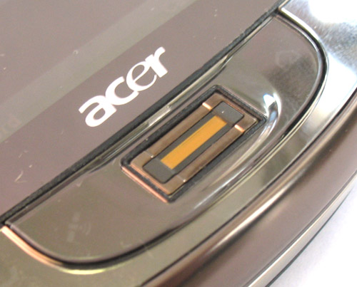 ����� ������������� Acer M900