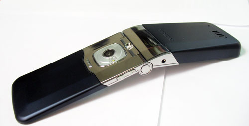 ����� �������� �������� Nokia 7510 Supernova