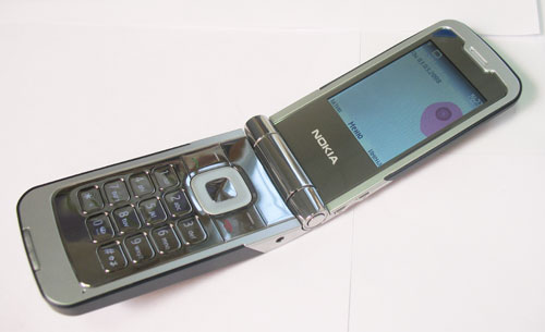 ����� �������� �������� Nokia 7510 Supernova