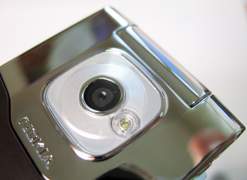 ����� �������� �������� Nokia 7510 Supernova