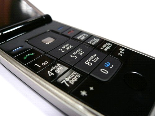 ����� Nokia 6600 Fold � �������� ������