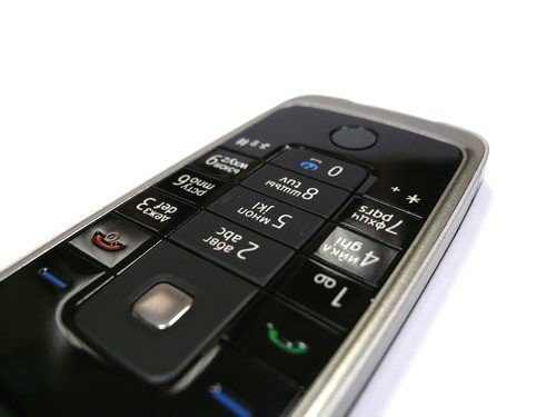 ����� Nokia 6600 Fold � �������� ������