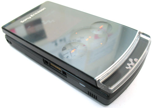 ����� Sony Ericsson W980 - ����������� �����