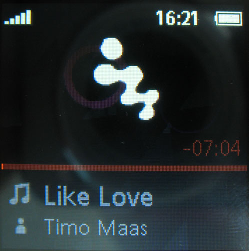 ����� Sony Ericsson W980 - ����������� �����