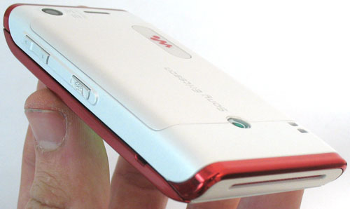 ����� Sony Ericsson W595 - ������ ����� 