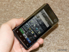 ����� Motorola Milestone XT720: ������ Android-���������