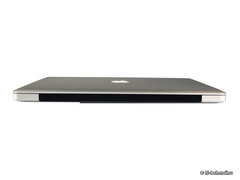 MacBook Pro 15: ����� ������ ����