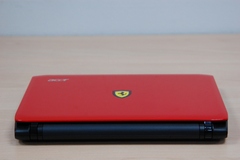 Acer Ferrari One � ��������� ������