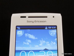 ����� Sony Ericsson Xperia X8. ����� ��������� Android 
