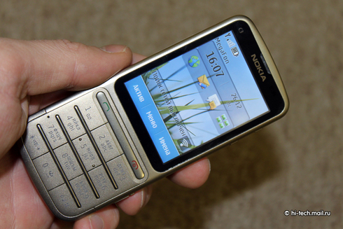 ����� Nokia C3-01: ��������� Nokia � �����������