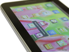  Samsung Galaxy Tab (GT-P1000):   -   Apple iPad?